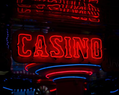 Online Casino Community Challenges